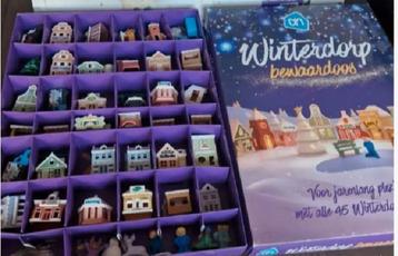 speelgoed winter kerstdorp Albert Heijn huisjes v kunststof beschikbaar voor biedingen