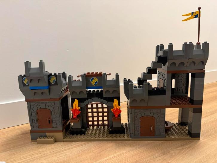 Duplo Kasteel 4777 - Bijna Compleet!, Kinderen en Baby's, Speelgoed | Duplo en Lego, Gebruikt, Duplo, Complete set, Ophalen of Verzenden