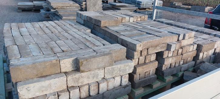 1800 st.Chinees hardsteen klinkers, waalformaat  18 m2,, Tuin en Terras, Tegels en Klinkers, Gebruikt, Klinkers, Natuursteen, Ophalen