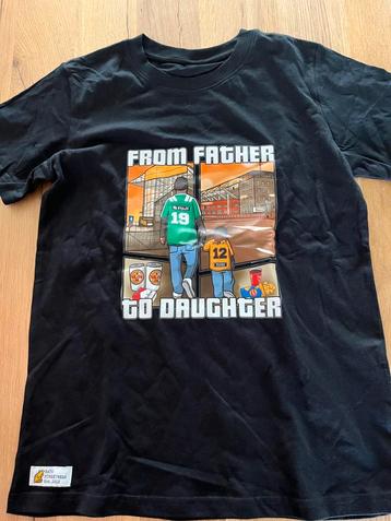 Voetbalshirt vader en dochter nac Breda maat 152 beschikbaar voor biedingen