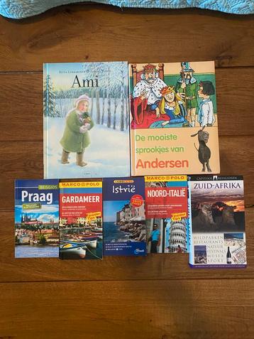 Reisgidsen en kinderboeken beschikbaar voor biedingen