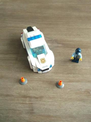 lego police 60239 police patrol car (2019) beschikbaar voor biedingen