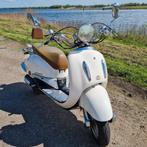 Top snor scooter met slechts 3650 aantoonbare kilometers !!, Fietsen en Brommers, Zo goed als nieuw, Benzine, Ophalen, Overige merken