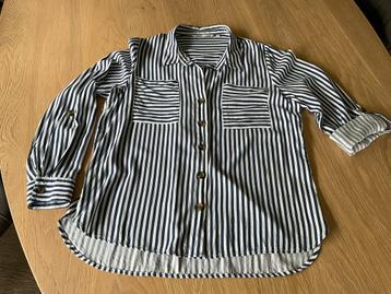 Z.g.a.n. wit-blauwe blouse, merk ONLY, maat M beschikbaar voor biedingen