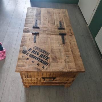 Salontafel of dekenkist of kist  beschikbaar voor biedingen