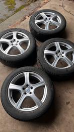 19” Velgen met winterbanden. 5x114,3. Lexus, Auto-onderdelen, Banden en Velgen, Gebruikt, Banden en Velgen, Winterbanden, 235 mm