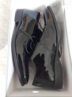Smoking maat 56 en eventueel, zwarte lakschoenen maat 45., Ophalen, Maat 56/58 (XL), Zwart