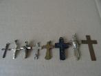 Kruis kruisje kruisbeeld medaillon hanger 9 euro per stuk, Ophalen of Verzenden, Gebruikt, Sieraad, Christendom | Katholiek