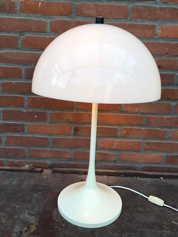 Hala Zeist mushroom tafellamp, jaren ‘60 ‘70 beschikbaar voor biedingen