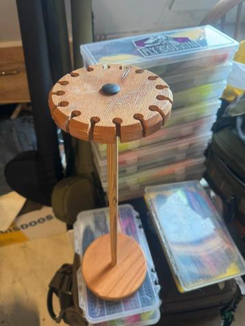 Houten flash standaard voor 16 stuks flash beschikbaar voor biedingen