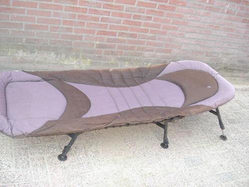 in goede nette staat ligbed   200 x 80  inklapbaar, Tuin en Terras, Ligbedden, Zo goed als nieuw, Metaal, Inklapbaar, Verstelbaar