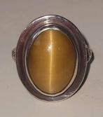 Mooie 925 zilveren ring geel-beige steen, bewerkte ring 17, Gebruikt, Ophalen of Verzenden, 17 tot 18, Met edelsteen
