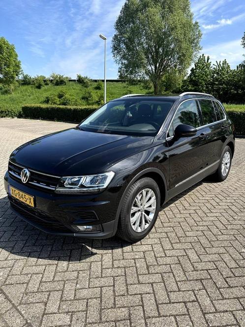 Zeer nette Volkswagen Tiguan 1.5 TSI 130pk | Zwart | 2019, Auto's, Volkswagen, Particulier, Tiguan, 360° camera, ABS, Adaptieve lichten