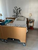 2x eenpersoon verstelbaar bed (hoog-laag) met papegaai, Ophalen, Gebruikt, Eenpersoons