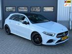 Mercedes-Benz A 250 4MATIC AMG-LINE PANO BURMESTER VOL OPTIE, Automaat, Euro 6, 4 cilinders, Wit