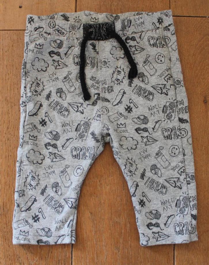 Broekje van Zara 68, Kinderen en Baby's, Babykleding | Maat 68, Gebruikt, Jongetje, Broekje, Ophalen of Verzenden