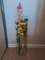 Glazen vaas met bloemen, Ophalen, Zo goed als nieuw