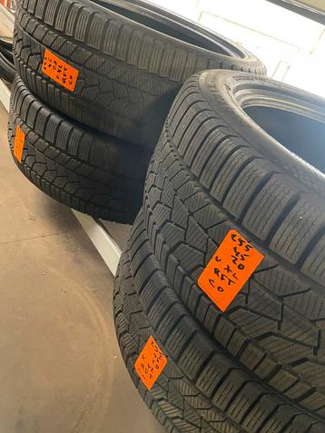 255/45R20 Continental  Runflat winterbanden beschikbaar voor biedingen