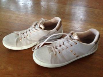 schoenen meisje maat 35 oud roze  beschikbaar voor biedingen
