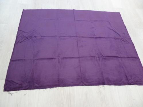 Corduroy/rib lap stof: Paars. Br. 149 cm. X L. 116 cm., Hobby en Vrije tijd, Stoffen en Lappen, Nieuw, Ribstof, 120 cm of meer