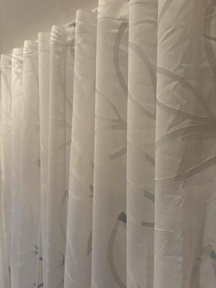 3113 gordijn inbetween 200 x 240 hg., Huis en Inrichting, Stoffering | Gordijnen en Lamellen, Ophalen of Verzenden