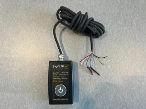 Twinled bediening unit/ led lampen. Automatische schakeling, Caravans en Kamperen, Camper-accessoires, Zo goed als nieuw, Ophalen