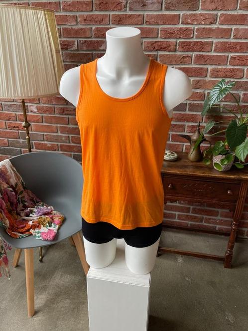 Oranje hemd t-shirt maat S van Soccerwear, Kleding | Heren, T-shirts, Gedragen, Maat 52/54 (L), Oranje, Ophalen of Verzenden