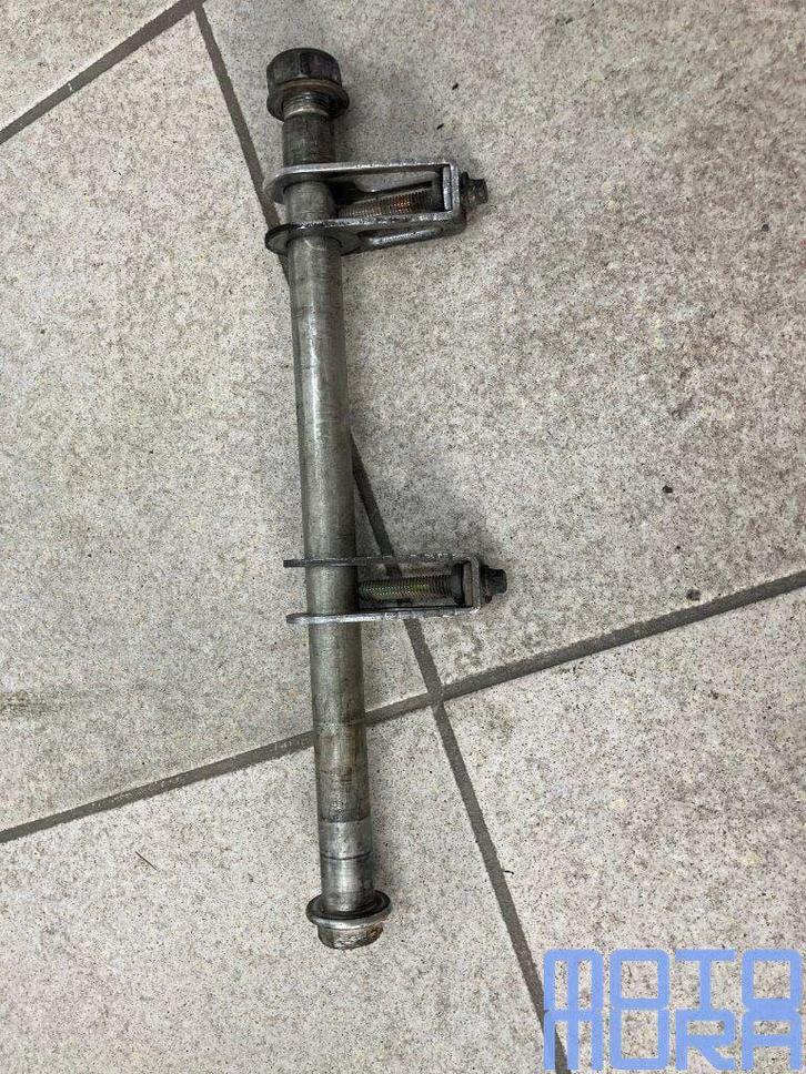 Achteras Honda CBR600F4i sport 2001 - 2006 achterwielas, Motoren, Onderdelen | Honda, Gebruikt, Ophalen of Verzenden