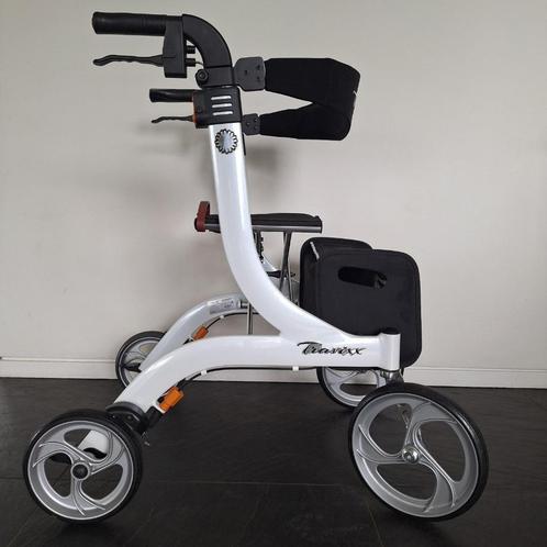 Rollator Travixx by Medipoint, wit, medium, Diversen, Rollators, Zo goed als nieuw, Lichtgewicht, Opvouwbaar, Ophalen