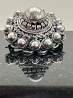 Zilveren broche grote Zeeuwse knoop, 18 tot 19, Ophalen of Verzenden, Zo goed als nieuw, Dame