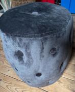 Poef grijs velour, Ophalen, Zo goed als nieuw, Rond, Minder dan 50 cm