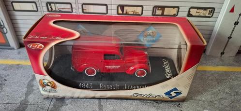 1.43 renault javaquatra, Hobby en Vrije tijd, Modelauto's | 1:43, Zo goed als nieuw, Auto, Solido, Ophalen of Verzenden