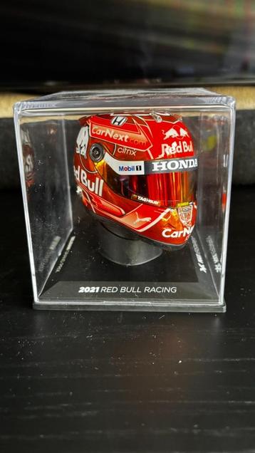 Max Verstappen 1:4 helm Belgian GP 2021 beschikbaar voor biedingen