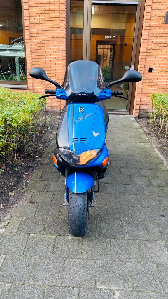 Gilera runner 50cc LC DD, Fietsen en Brommers, Scooters | Piaggio, Gebruikt, Overige modellen, Tweetakt, Ophalen of Verzenden