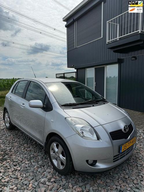 Toyota Yaris 1.3 VVTi Luna, Auto's, Toyota, Bedrijf, Te koop, Yaris, ABS, Airbags, Airconditioning, Boordcomputer, Centrale vergrendeling