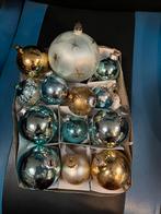 Set met aqua blauw en houden kerstballen vintage, Diversen, Kerst, Ophalen of Verzenden, Gebruikt