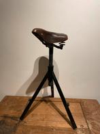 Vintage Zadelkruk - Industrieel Design, Huis en Inrichting, Krukjes, Ophalen, In hoogte verstelbaar, Gebruikt, IJzer