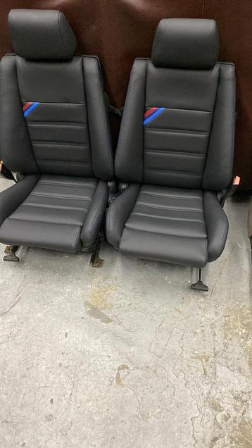 E30 sport stoel beschikbaar voor biedingen