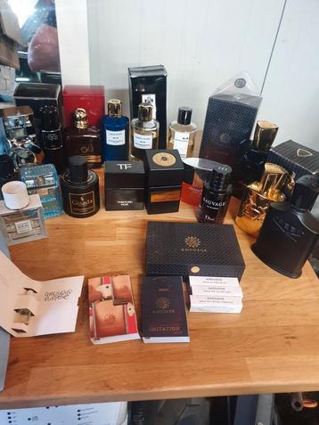 Diverse parfums te koop  beschikbaar voor biedingen