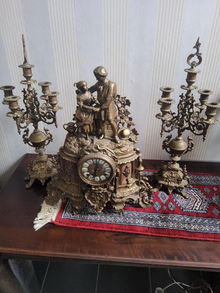 Antieke pendule met kandelaars, Antiek en Kunst, Antiek | Klokken, Ophalen of Verzenden