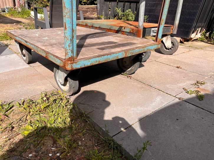 Twee Transportkarren - Werkplaats, Magazijn, Garage, Doe-het-zelf en Verbouw, Transportwagens, Gebruikt, Ophalen