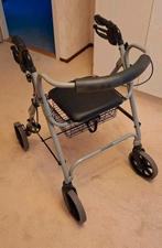 Degelijke rollator met afneembare beugel, Ophalen