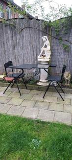 tuin tafel "DUO SITT"--TOP staat--Prachtige vormgeving--, Tuin en Terras, Overige materialen, Bijzettafel, 2 zitplaatsen, Zo goed als nieuw