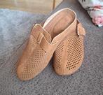 Nieuw! Suedelook clogs, maat 40., Ophalen of Verzenden, Nieuw, Meisje, Schoentjes