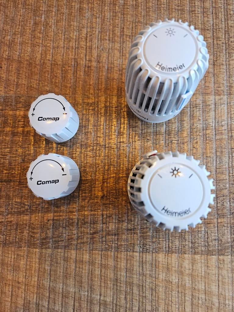 Radiatorknoppen Heimeier M30 & Comap M28 - 4 stuks, Ophalen of Verzenden, Gebruikt