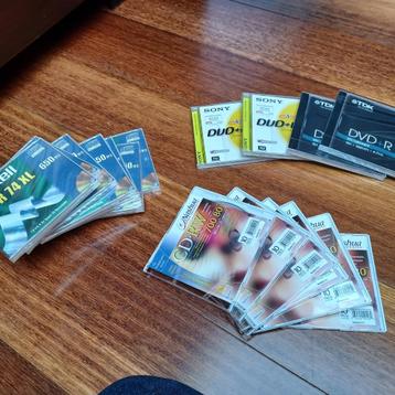  blanco  DVD,S EN CD,S nw  in verpakking beschikbaar voor biedingen