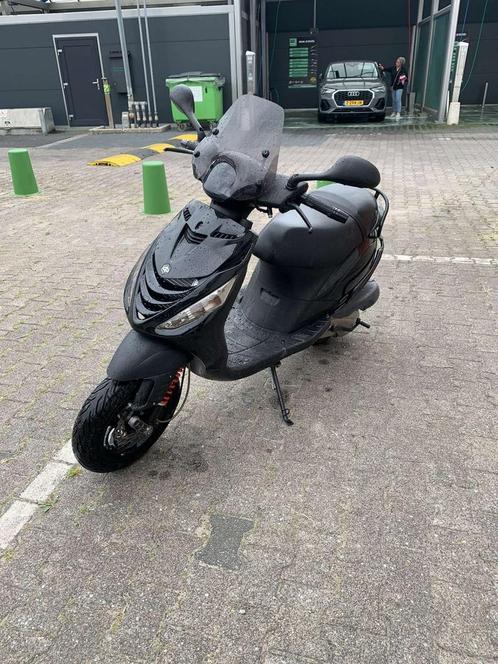 Piaggio zip 172 WAARDEPEILING, Fietsen en Brommers, Scooters | Piaggio, Zo goed als nieuw, Zip, Ophalen of Verzenden