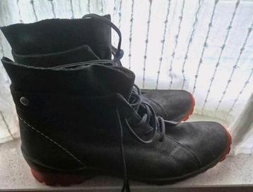 wolky s zwart suede halfhoge veterschoen 40 beschikbaar voor biedingen