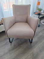 Fauteuil van geruwd leer. Gekocht bij het Kabinet in Bunnik, Huis en Inrichting, Fauteuils, Ophalen, Gebruikt, Leer, 50 tot 75 cm