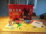 EXTRA GROTE RODE DOOS Compleet spel Risk in oude versie, Ophalen of Verzenden, Zo goed als nieuw